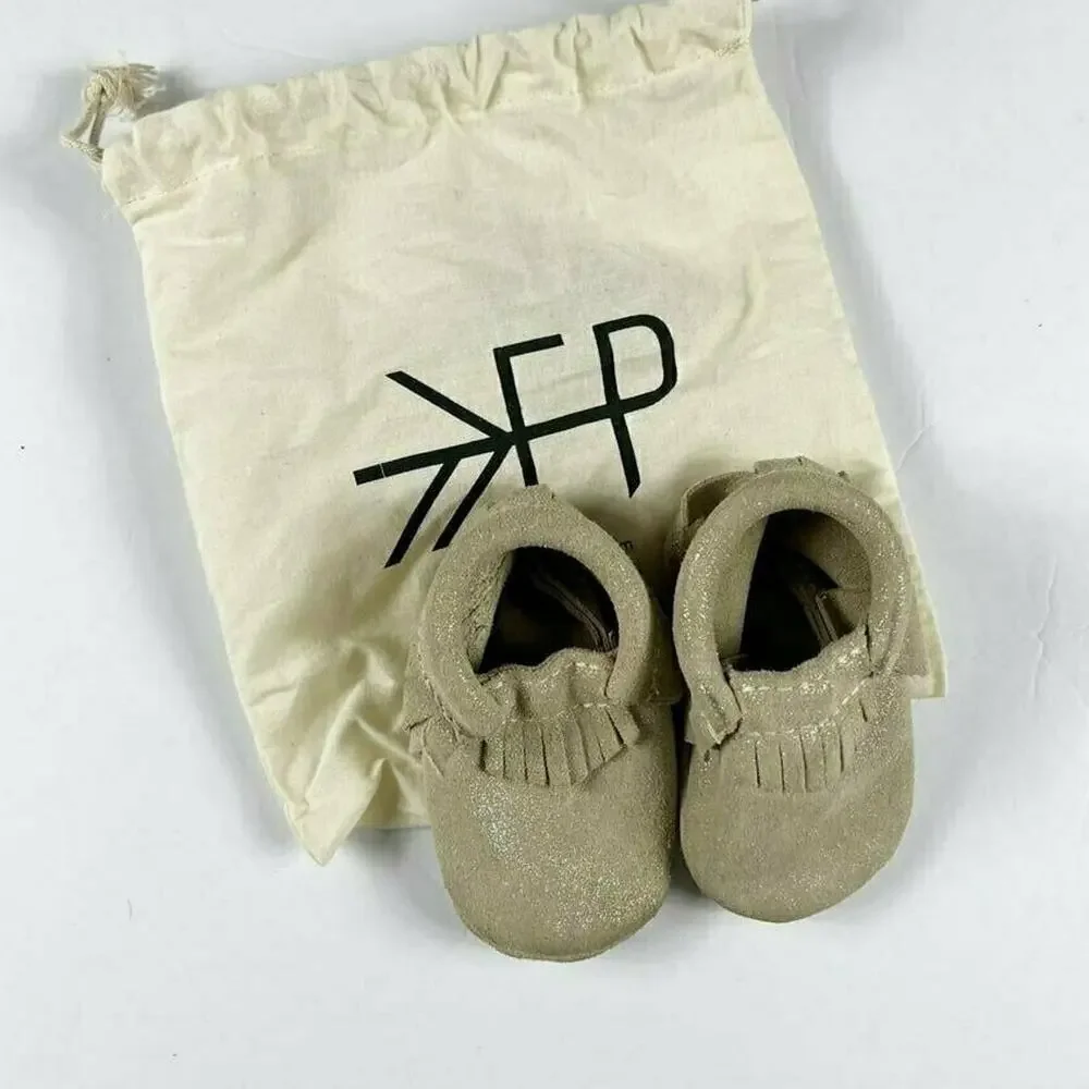 Freshly Picked Gold Sparkle Leather Moccasins Size 2 (US size 4) 6-12 Months